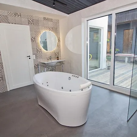 Casa Monkey With Sauna And Terrace *