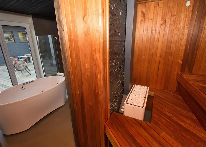 بيت للعطل Casa Monkey With Sauna And Terrace